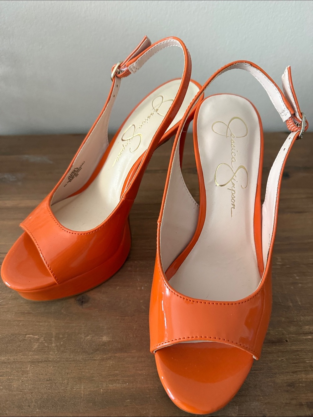 Jessica Simpson Bright Orange Patent Slingback Platform Heels Never Been Worn